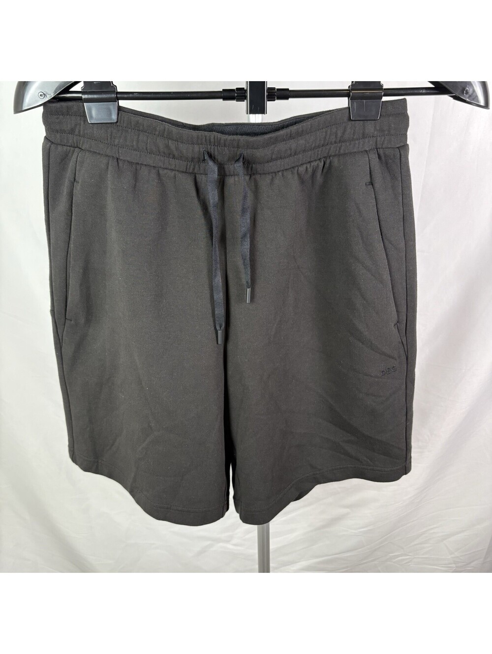 DSG Men Athletic Short Size S Drawstring Pockets Activewear (Item 562)